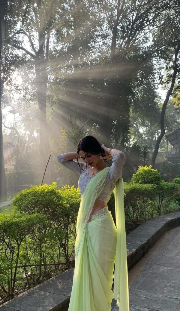 Lime Grace – Soft Cotton Saree